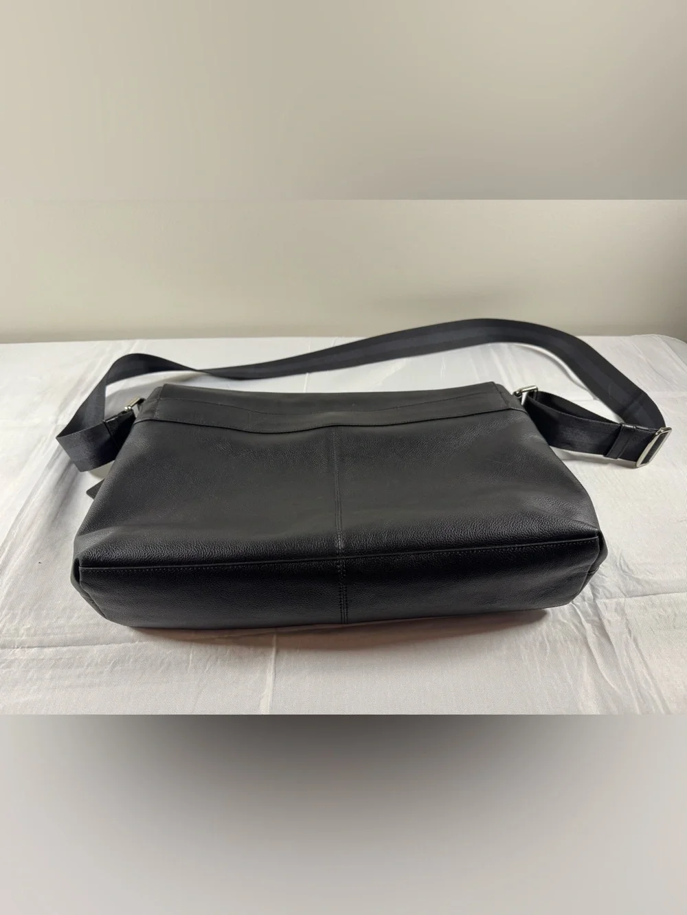 Like New Coach Charles Messenger Laptop Bag